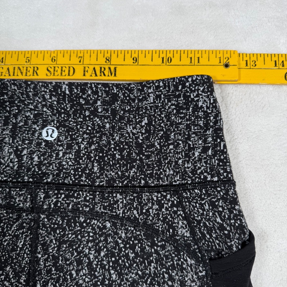 Lululemon Fit Physique Rise Pants Black White Luon Print Pockets Size 2 - Picture 5 of 6